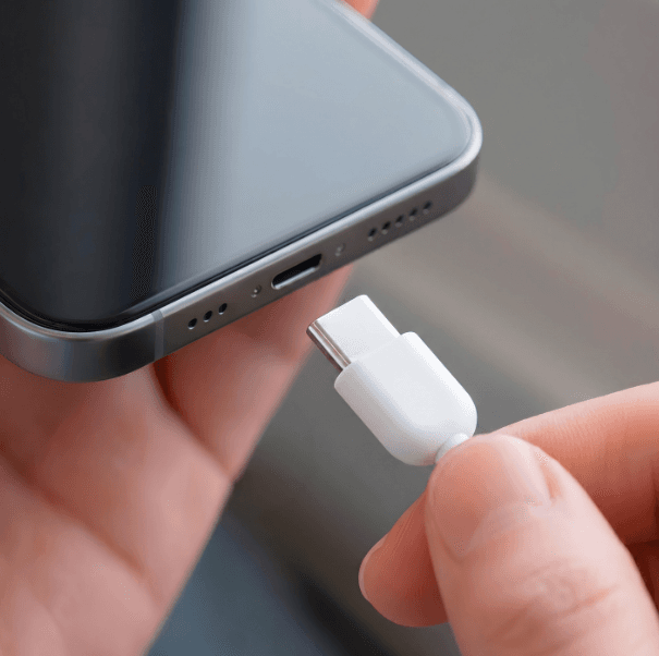 AUDIFONO INBAX USB-C BLANCO MAXELL — imagen 4