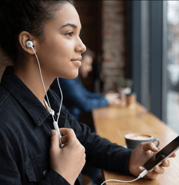 AUDIFONO INBAX USB-C BLANCO MAXELL — imagen 5